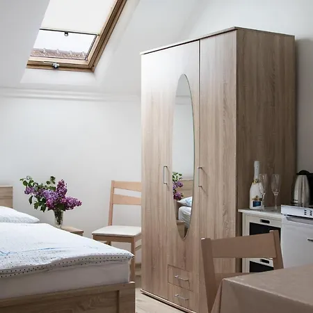 Matild Apartmanhaz Siófok
