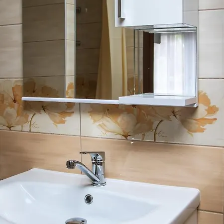 Matild Apartmanhaz Siofok
