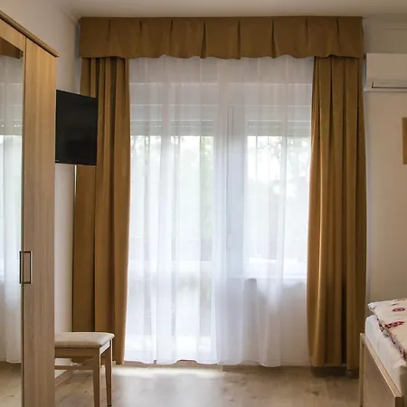 Matild Apartmanhaz Apartment *