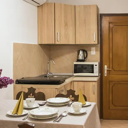 Matild Apartmanhaz * Siófok