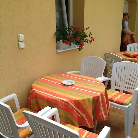 Matild Apartmanhaz Siofok